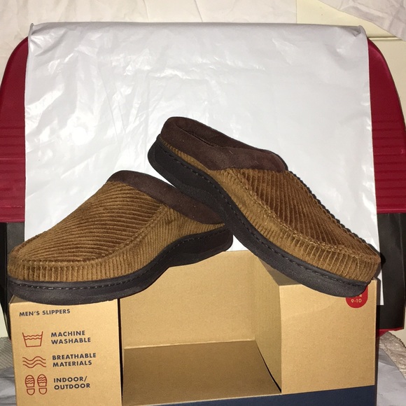 🏈🏈Size 10 -Gorgeous new man slippers Cognac - Picture 2 of 6